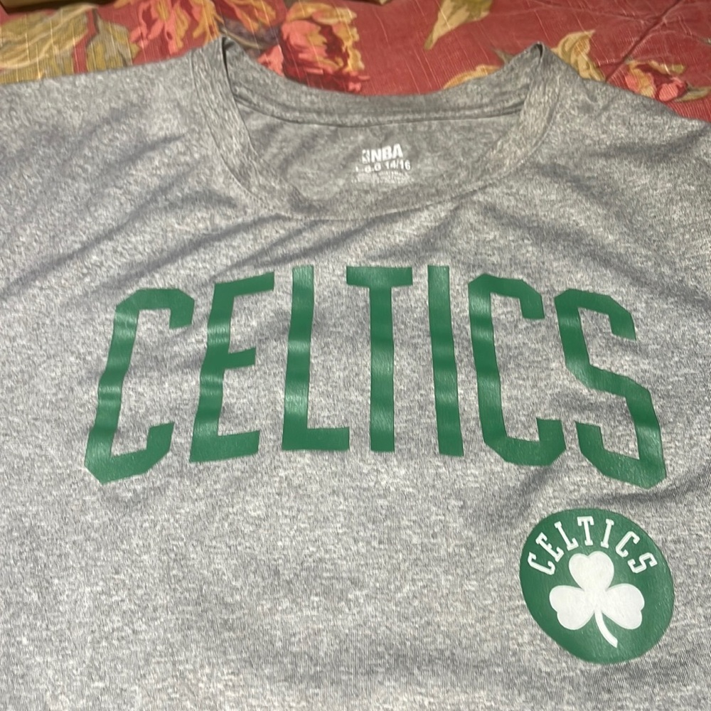 Gray Celtics tee boys, large